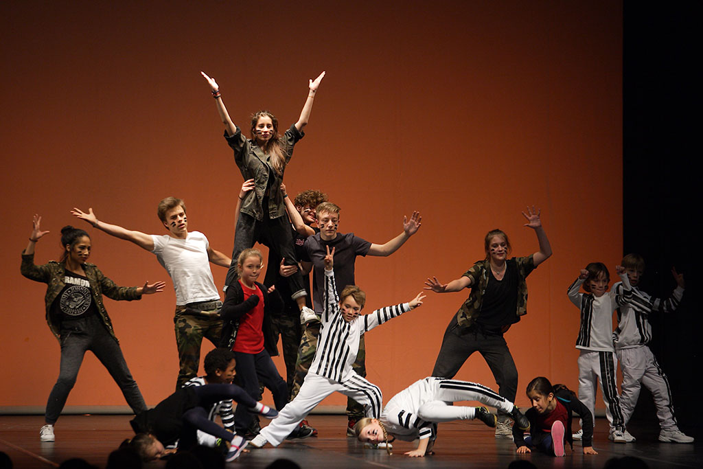 11HipHop1